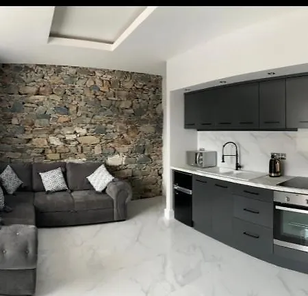 Lisvarna House شقة
