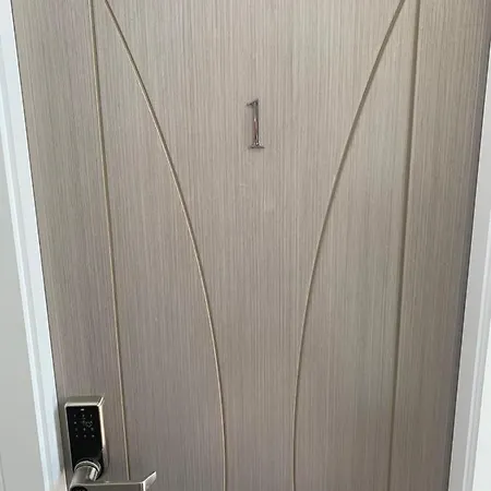 Lisvarna House Apartman