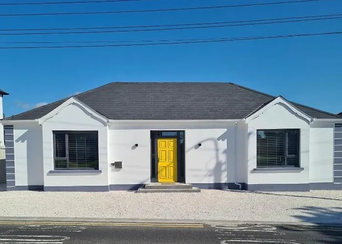 Daire Lisvarna House *