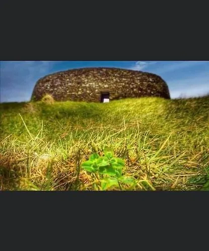 Daire Lisvarna House